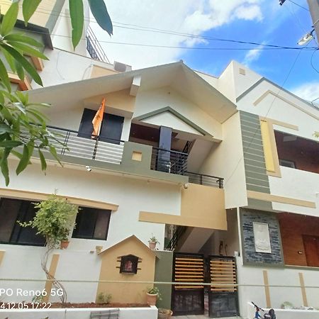 Dream Hampi Villa & Home Stay エクステリア 写真