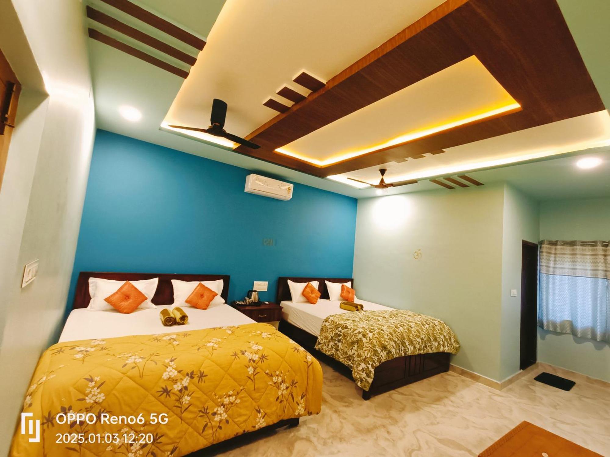 Dream Hampi Villa & Home Stay エクステリア 写真