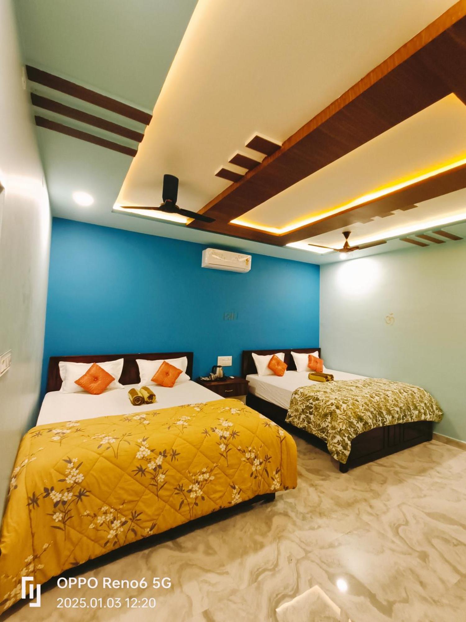 Dream Hampi Villa & Home Stay エクステリア 写真